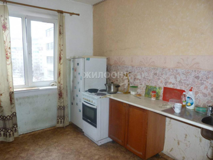 2-комн квартира Связистов улица, д.113
