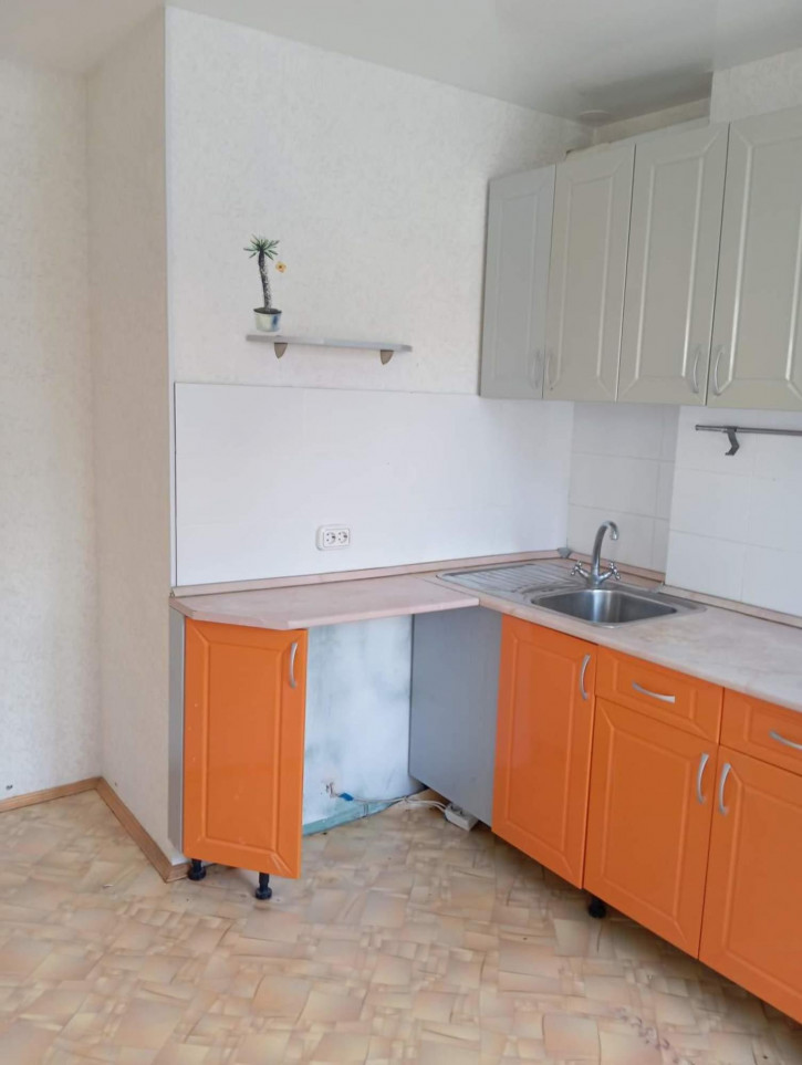 2-комн квартира Дзержинского улица, д.19А