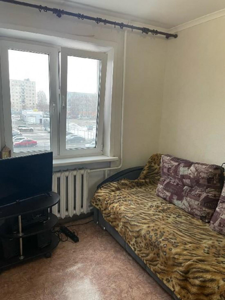 4-комн квартира Ленина, 48