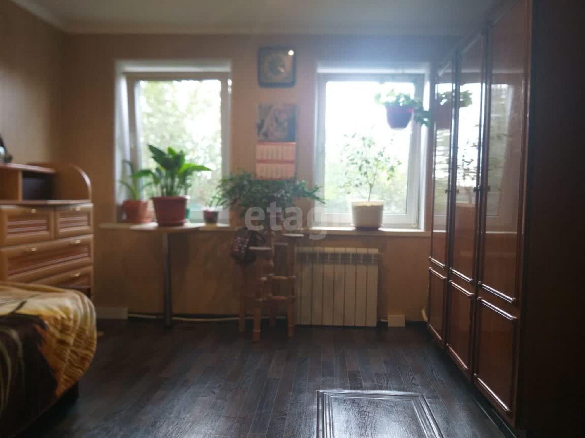Купить дачу, дом, коттедж за 3 900 000 рублей на Омская,