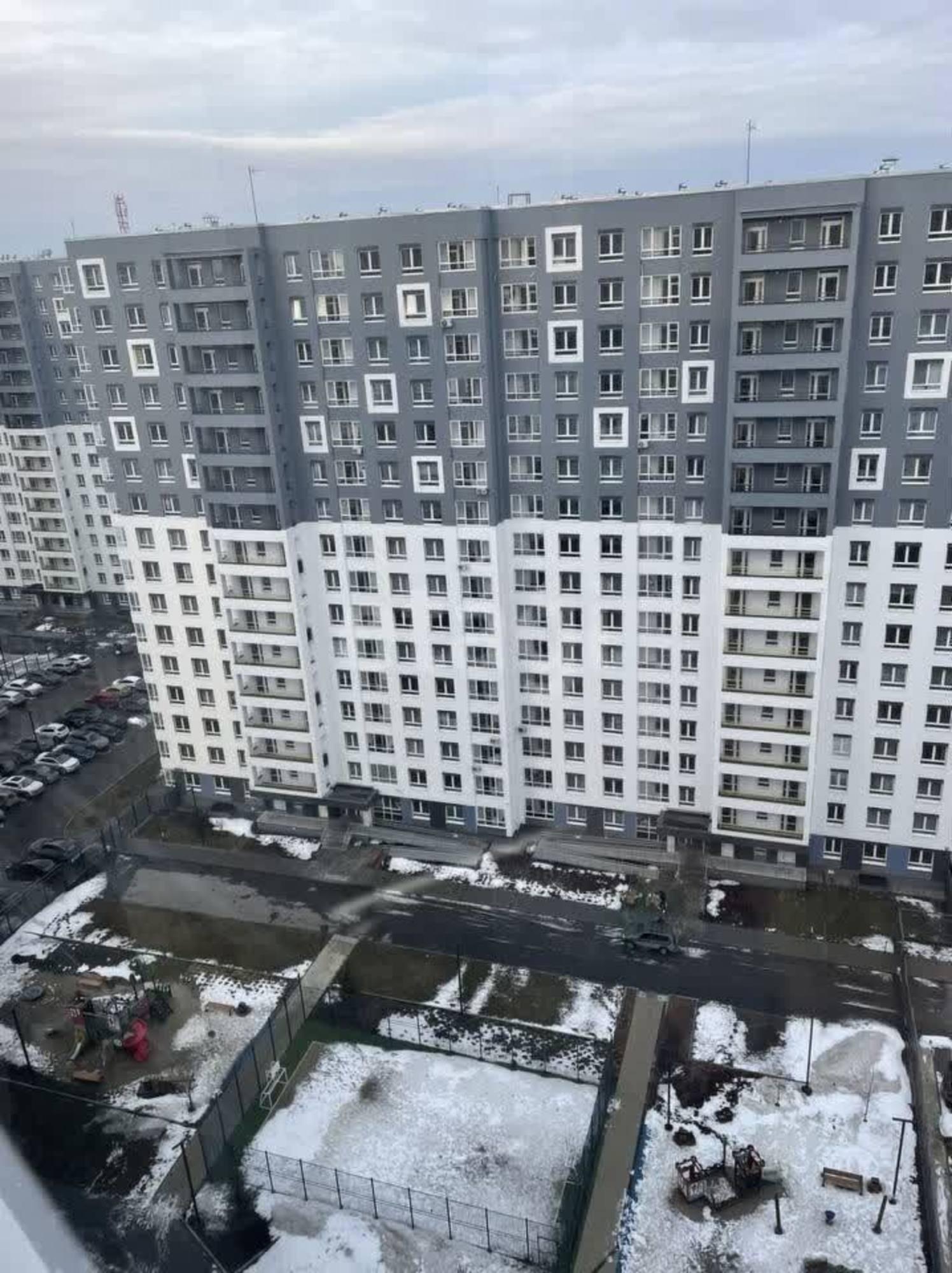 Купить студию за 3 280 000 рублей на Сергея Джанбровского, 3