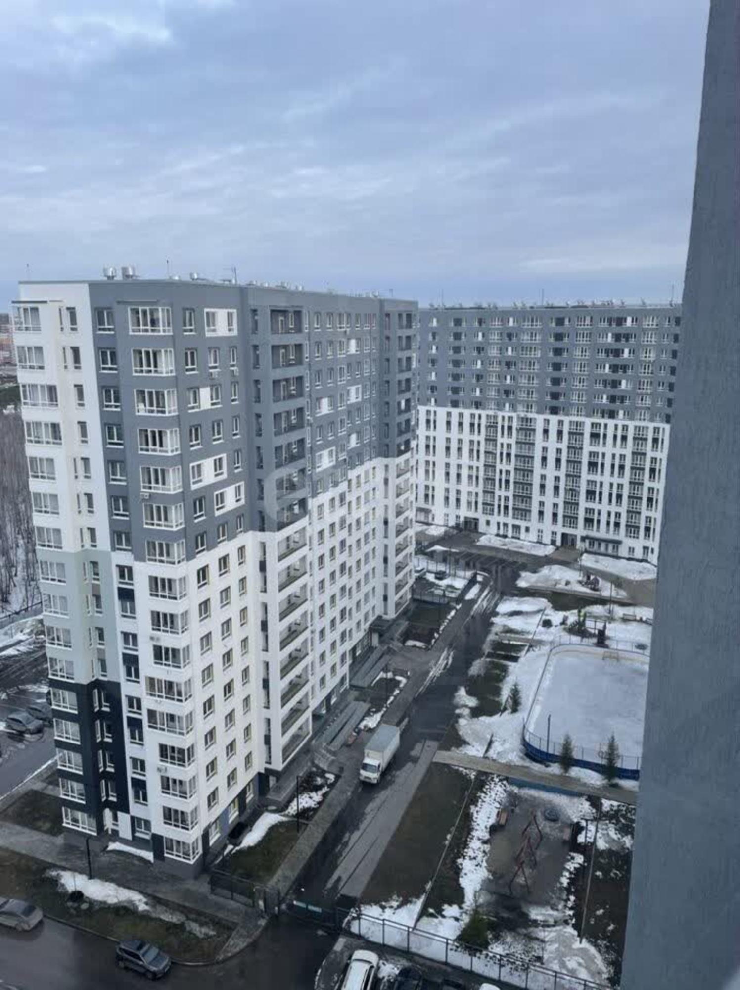 Купить студию за 3 280 000 рублей на Сергея Джанбровского, 3