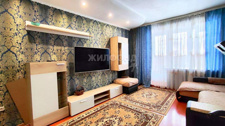 4-комн квартира Дзержинского улица, д.24