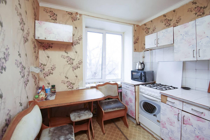 3-комн квартира Кордная 5-я, 15