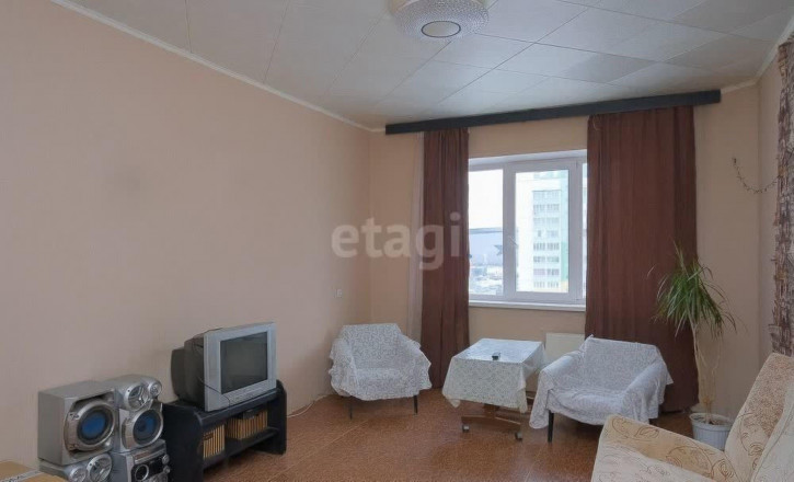 3-комн квартира Крупской, 5