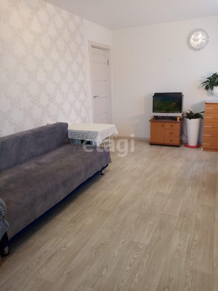 2-комн квартира Новая, 12
