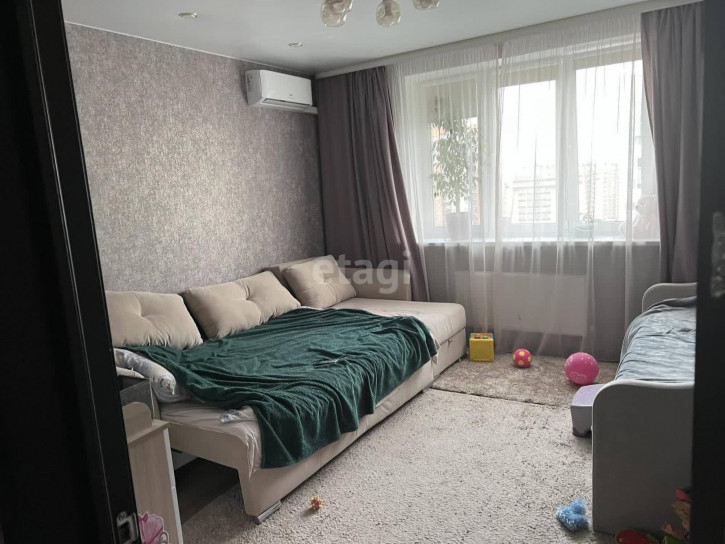 1-комн квартира Газовиков, 35