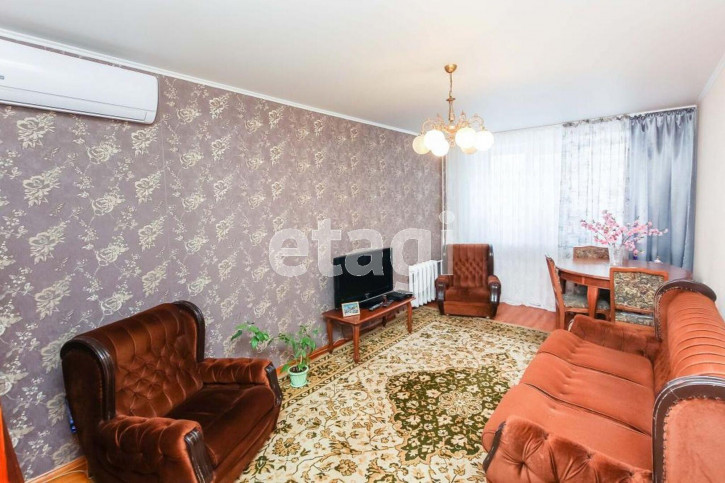 3-комн квартира Малыгина, 84
