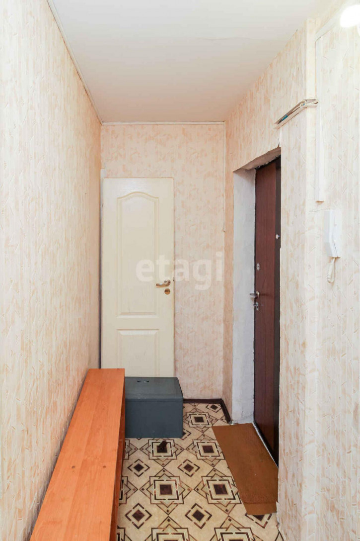 2-комн квартира Заводская, 2