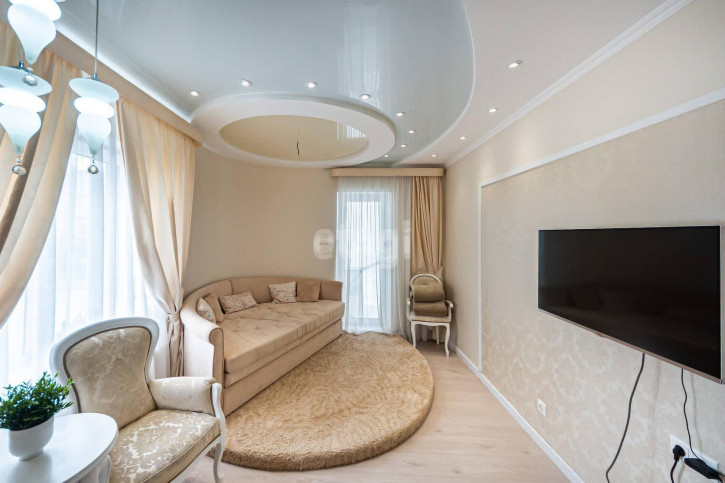 2-комн квартира Дмитрия Менделеева, 12