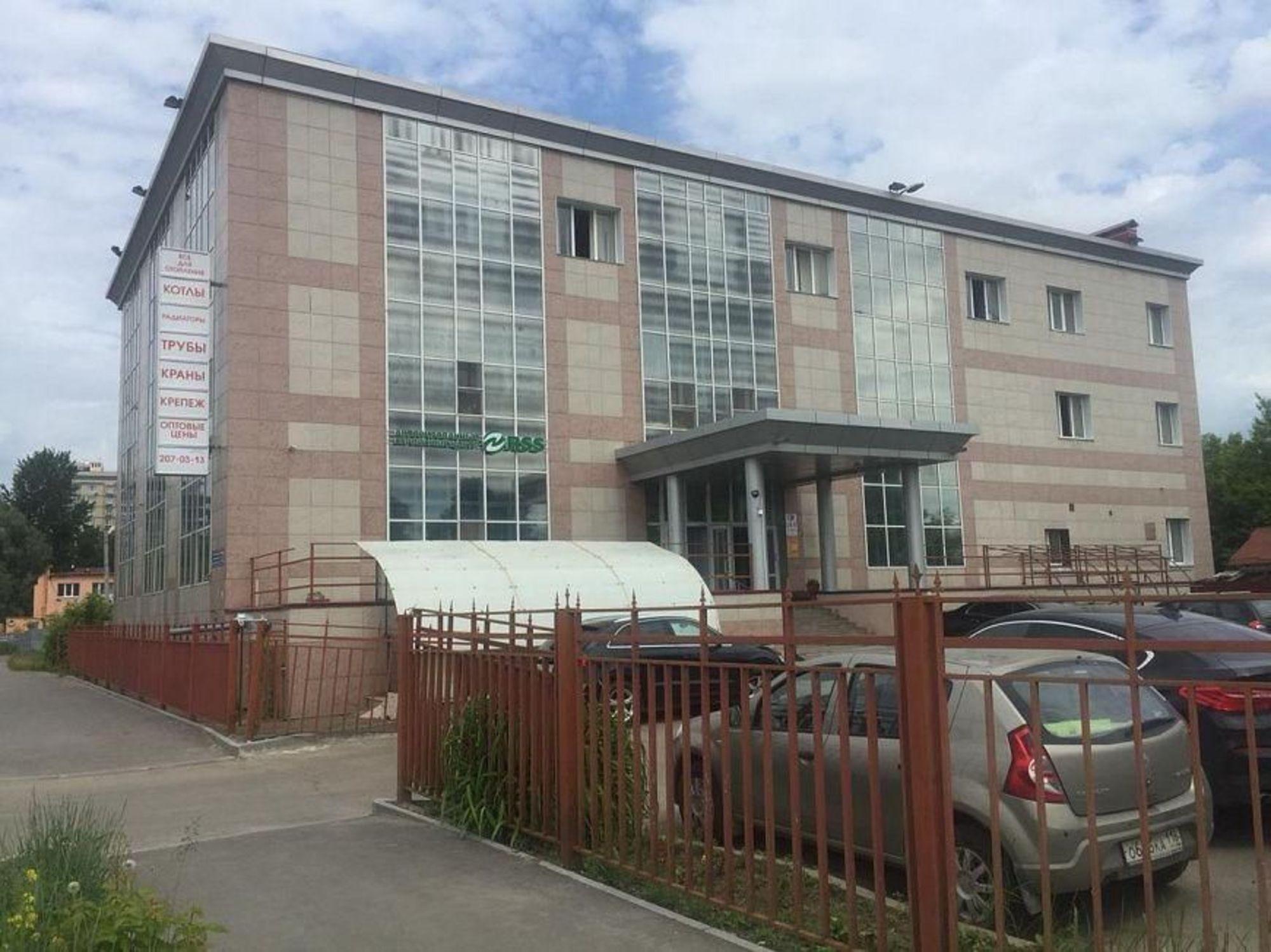 Купить офис, помещение под офис за 220 000 000 рублей на ул Краснококшайская, 72