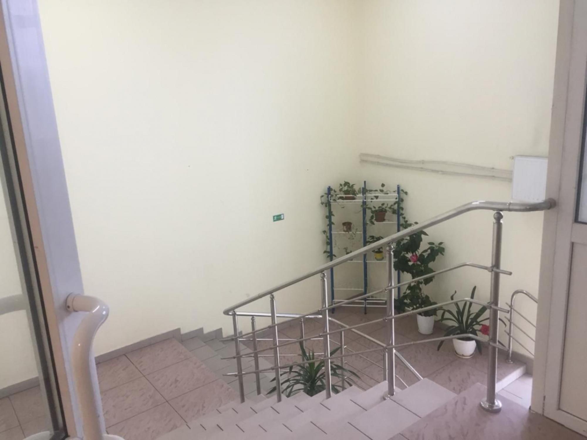 Купить офис, помещение под офис за 220 000 000 рублей на ул Краснококшайская, 72