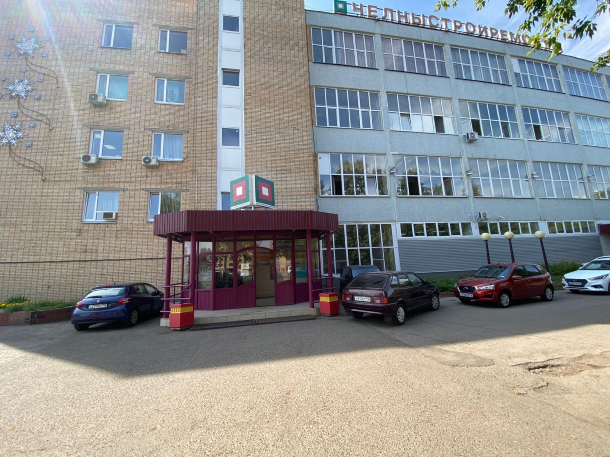 Купить офис, помещение под офис за 180 000 000 рублей на пр-кт Яшьлек, 7
