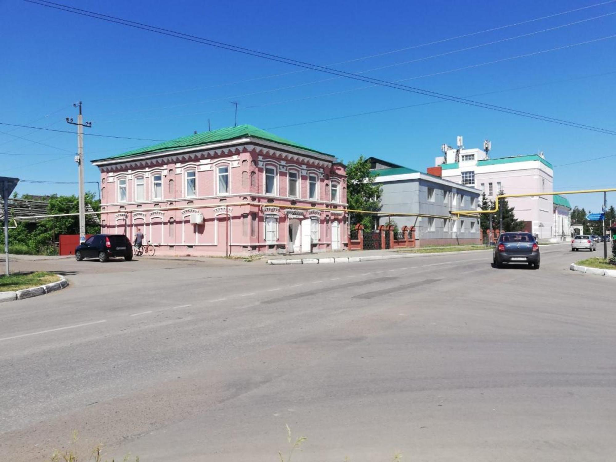 Купить офис, помещение под офис за 11 000 000 рублей на г. Мензелинск,  Карла Маркса, д. 43