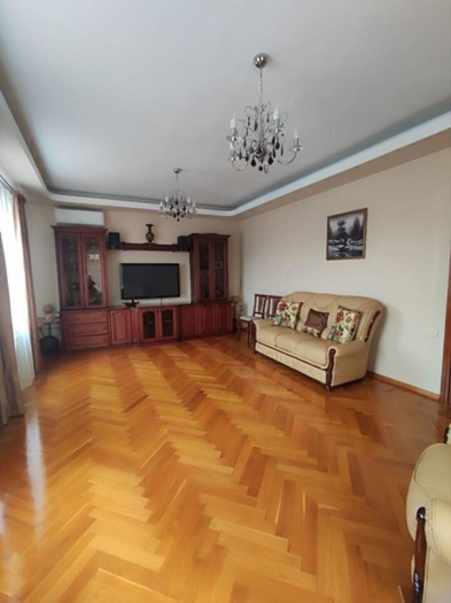 Купить дачу, дом, коттедж за 10 500 000 рублей на Смоленская улица, 789