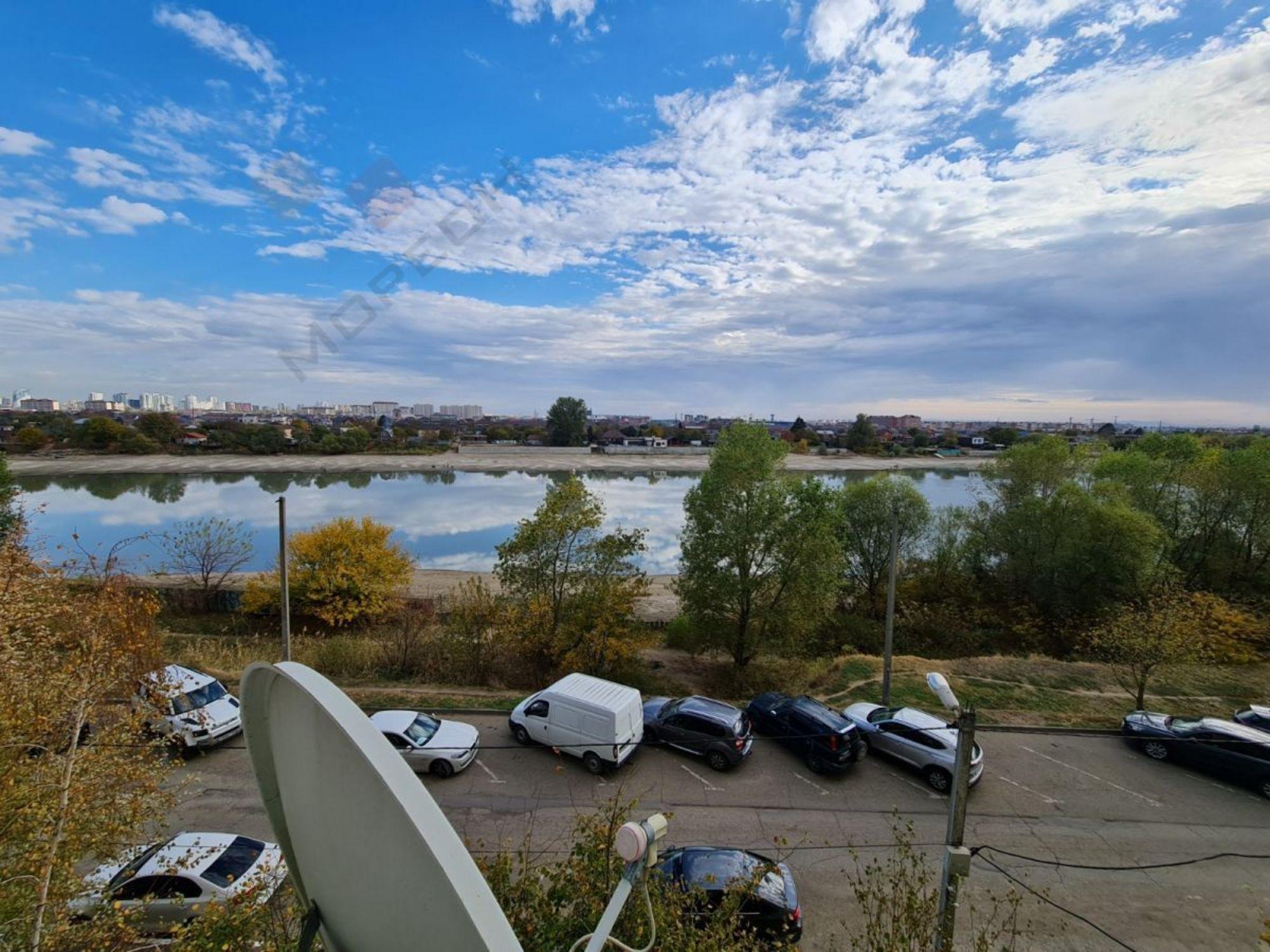 Купить квартиру за 13 800 000 рублей на Рождественская Набережная, 51
