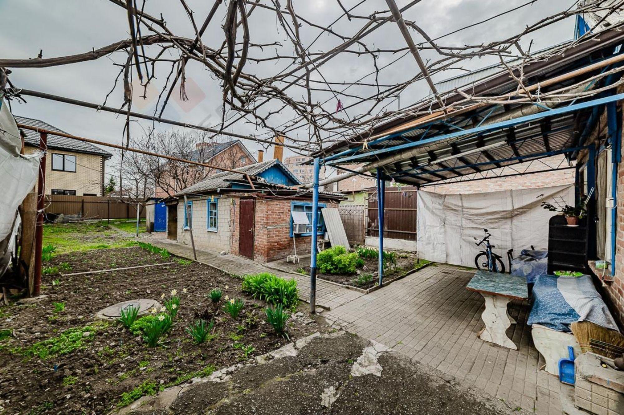 Купить дачу, дом, коттедж за 12 700 000 рублей на Алма-Атинская ул, 22