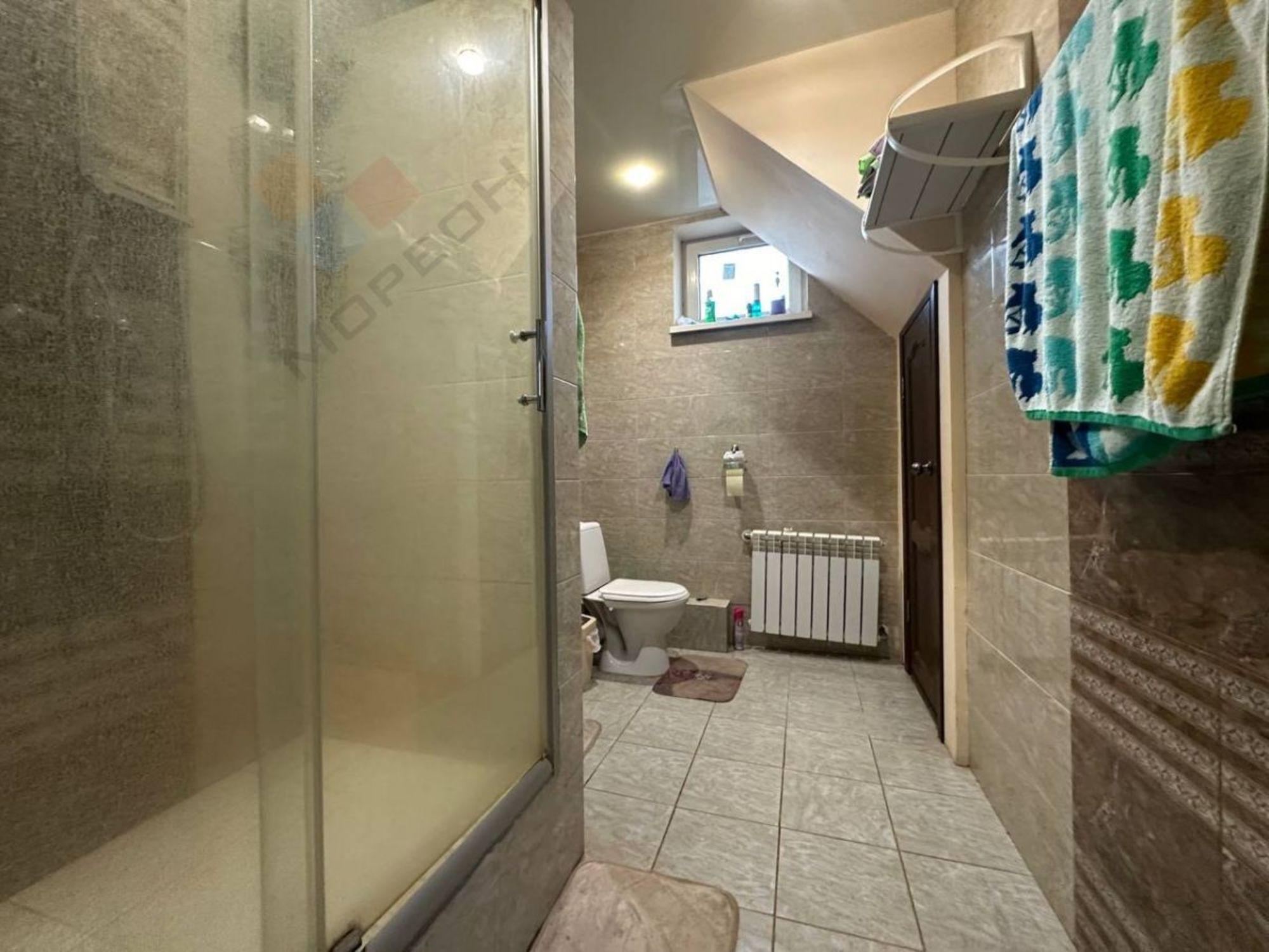 Купить дачу, дом, коттедж за 12 000 000 рублей на Карасунский пер, 15