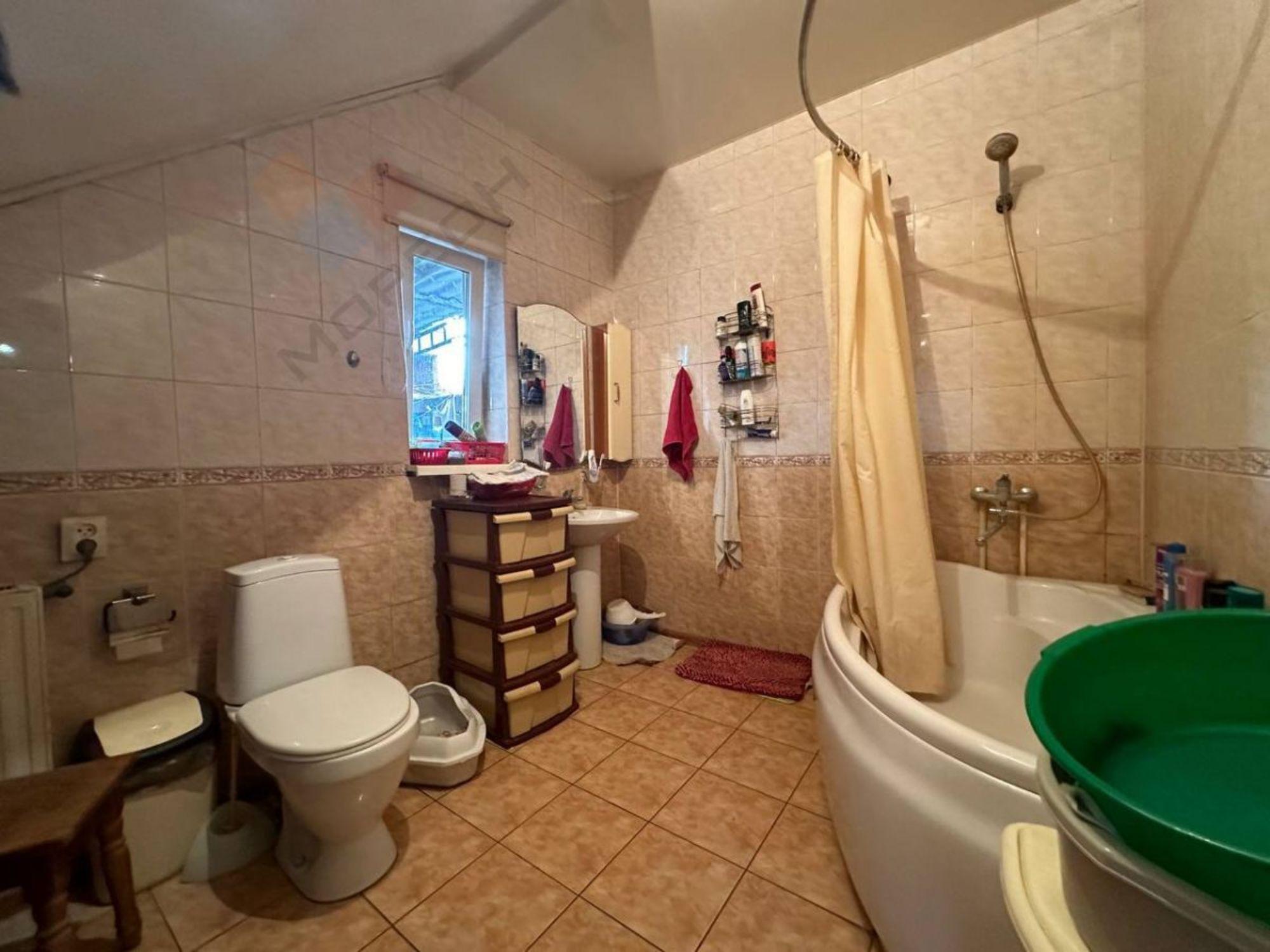 Купить дачу, дом, коттедж за 12 000 000 рублей на Карасунский пер, 15