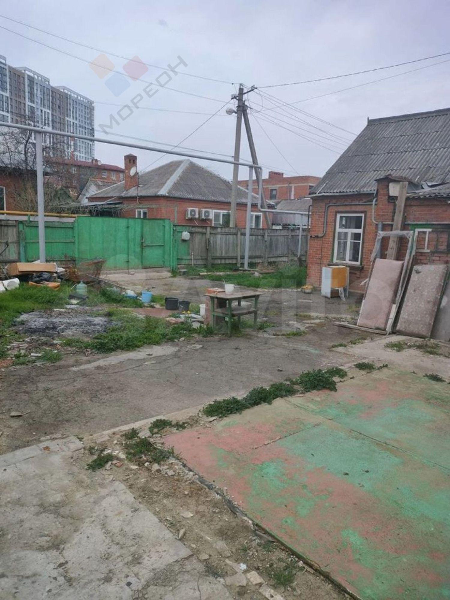 Купить дачу, дом, коттедж за 11 300 000 рублей на МОПР ул, 4