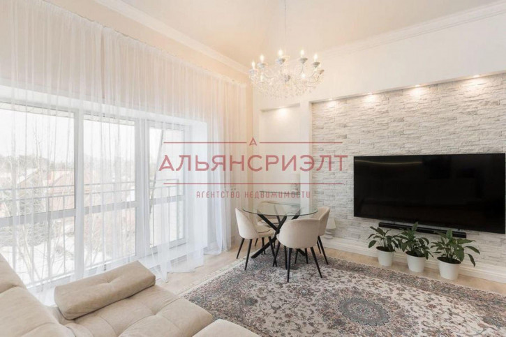 3-комн квартира ул. Согласия,18