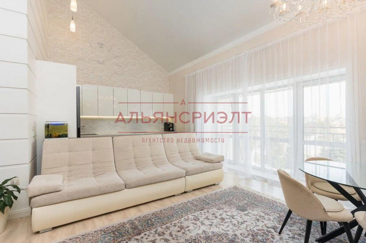 3-комн квартира ул. Согласия,18