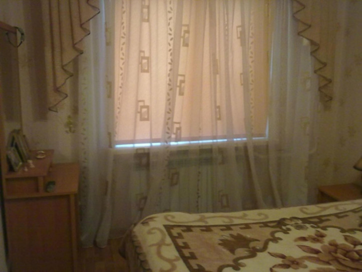 2-комн квартира Воровского улица, 101