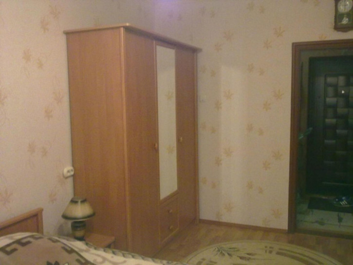 2-комн квартира Воровского улица, 101