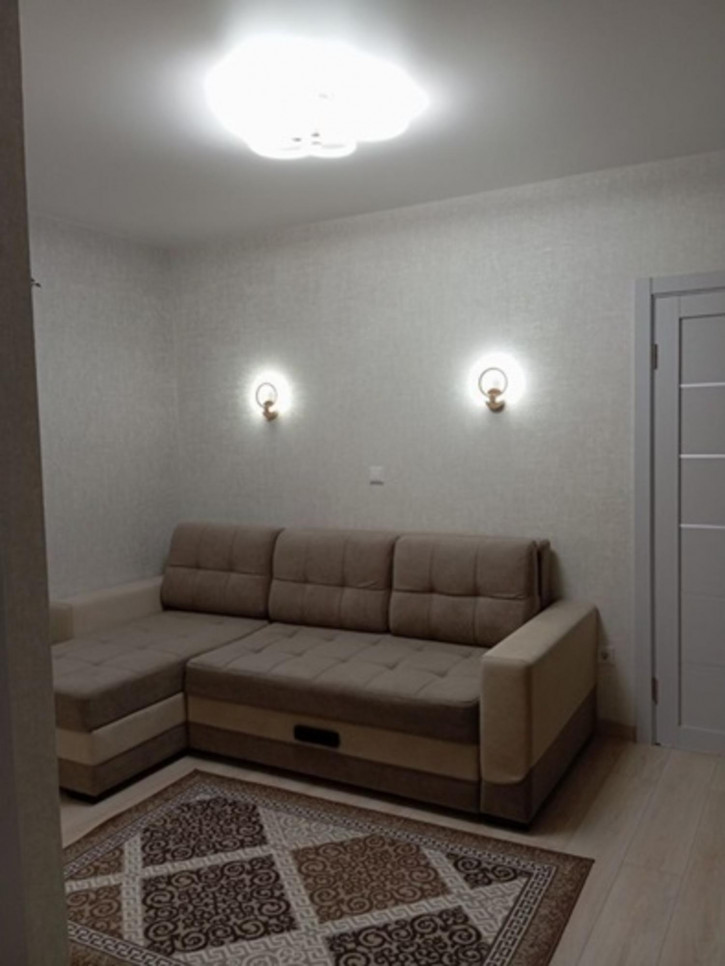 1-комн квартира Урицкого улица, 101