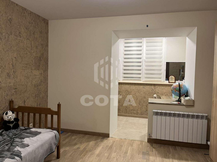 4-комн квартира Хользунова улица, 38/7