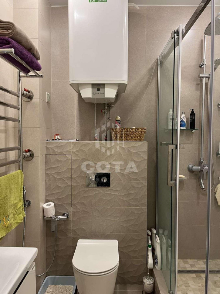 4-комн квартира Хользунова улица, 38/7