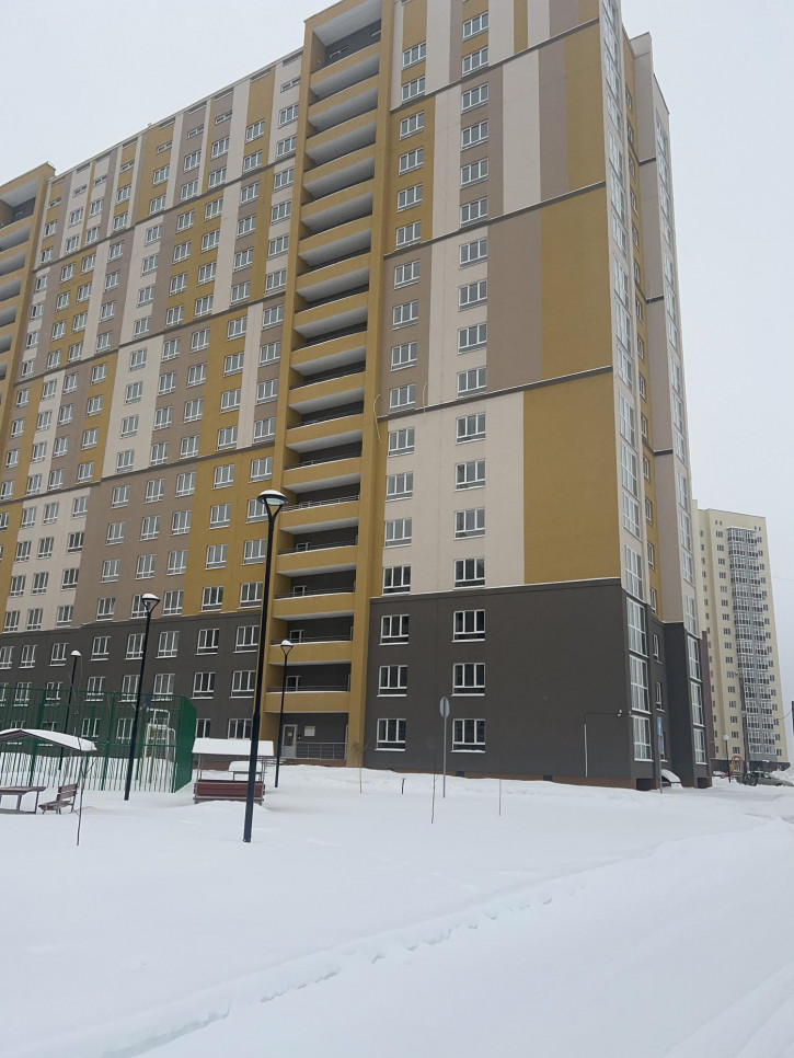3-комн квартира улица Неплюева, 2