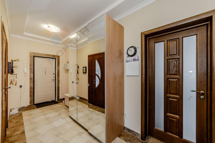 2-комн квартира Сормовская ул, 204/7