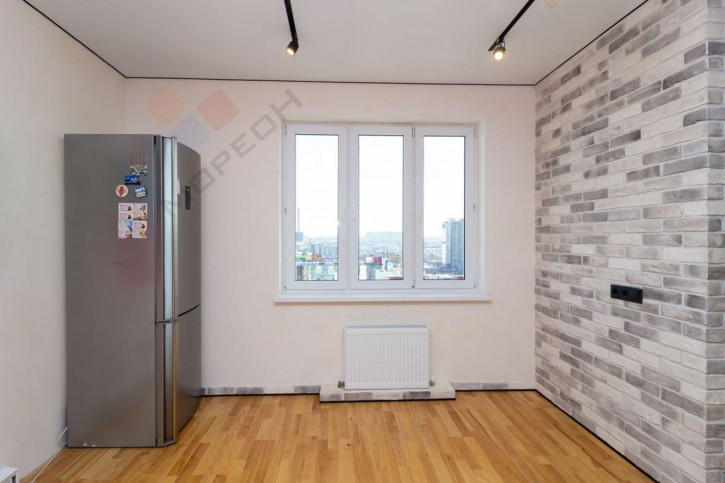 4-комн квартира Уральская ул, 75к2