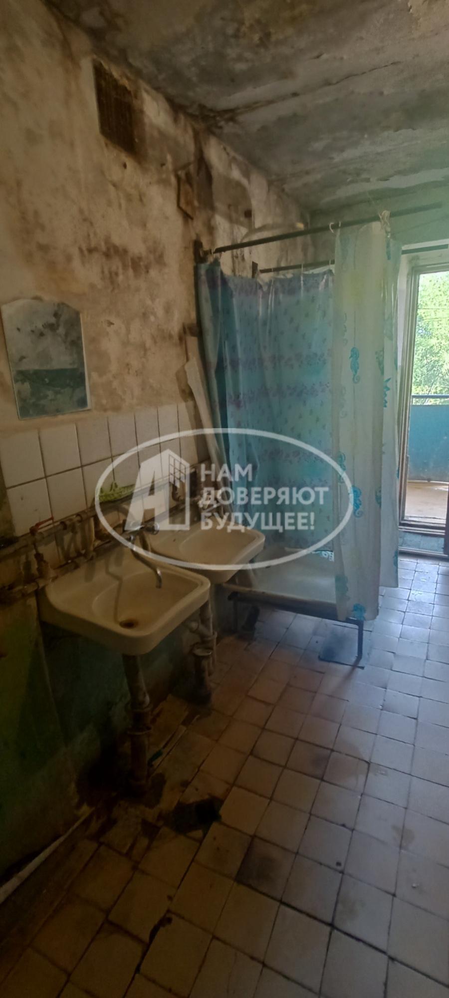 Купить комнату за 200 000 рублей на проспект Ленина, 35