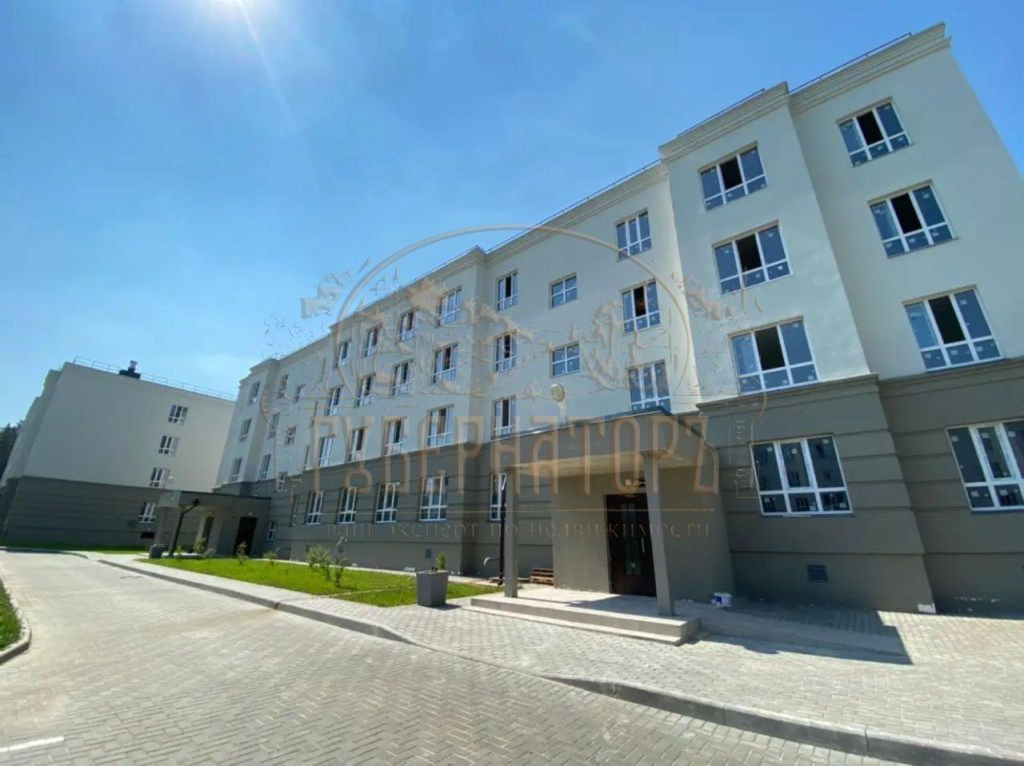 Купить квартиру за 3 915 300 рублей на Медовая ул, 23