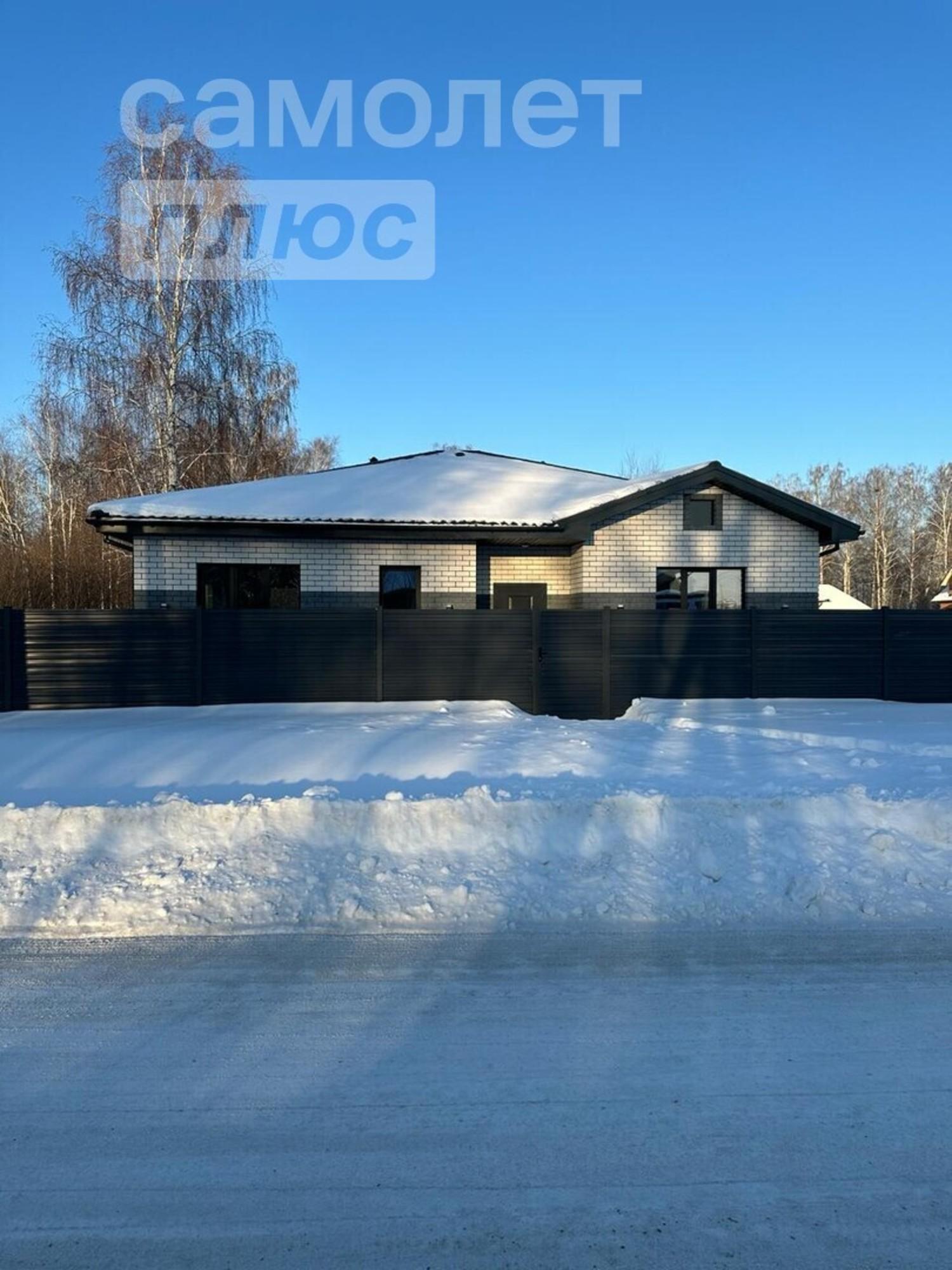 Купить дачу, дом, коттедж за 11 300 000 рублей на Тюменский р-н,  поселок Московский