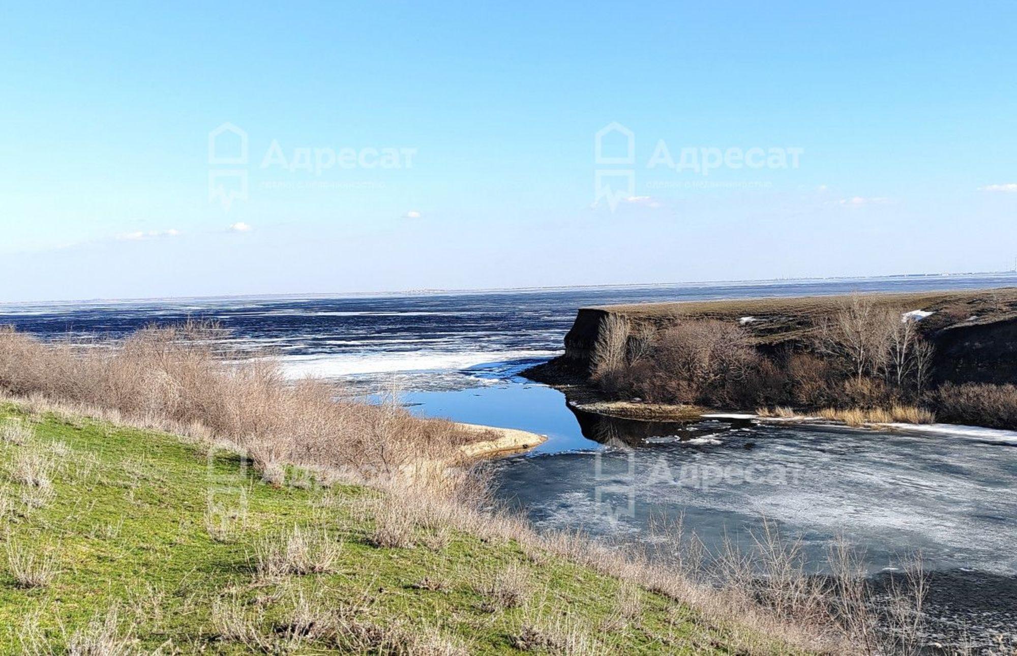 Купить дачу, дом, коттедж за 1 890 000 рублей на ул. Набережная