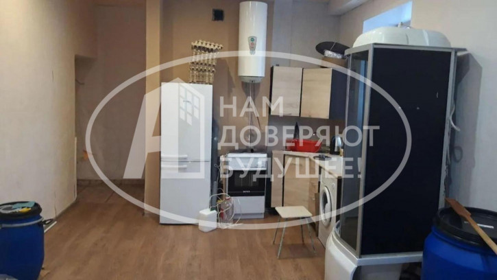 2-комн квартира улица Свердлова, 3