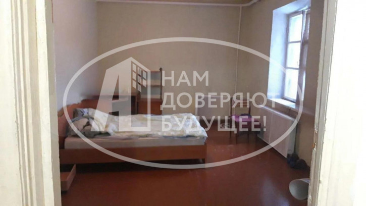 2-комн квартира улица Свердлова, 3