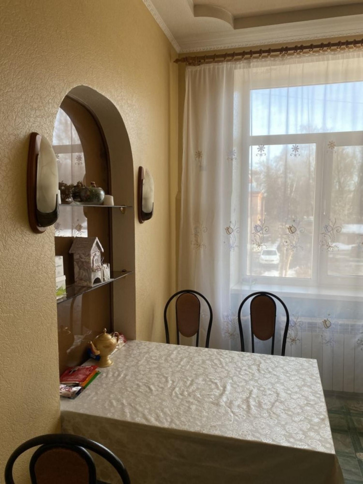 3-комн квартира Панина ул, 14