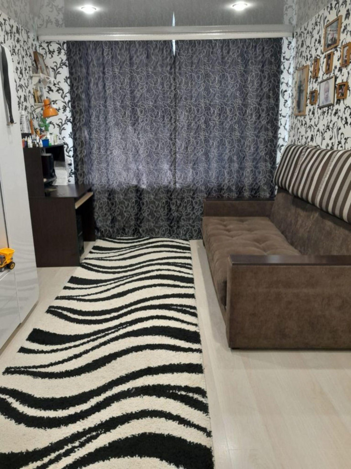 2-комн квартира 9 Января ул, 9