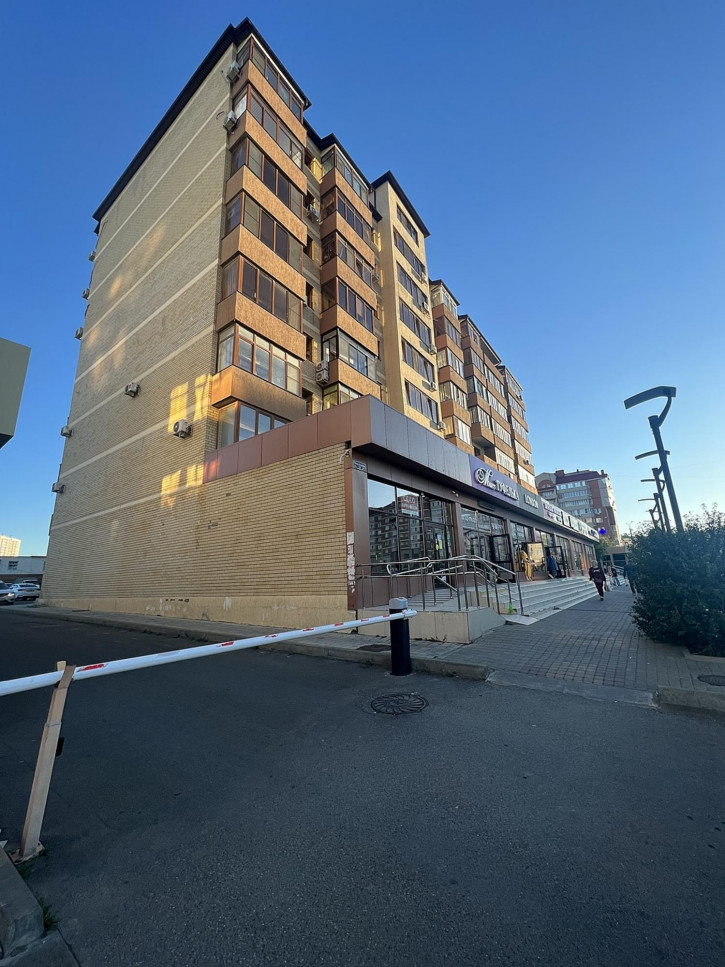 2-комн квартира улица Омелькова, 28
