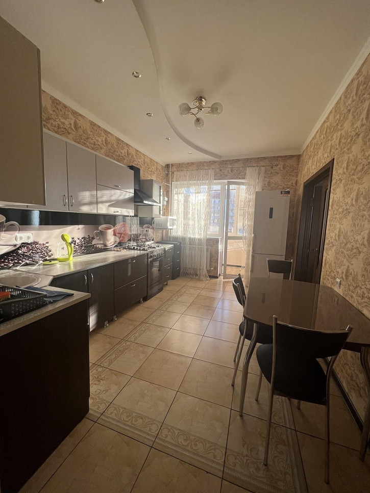 2-комн квартира улица Омелькова, 28