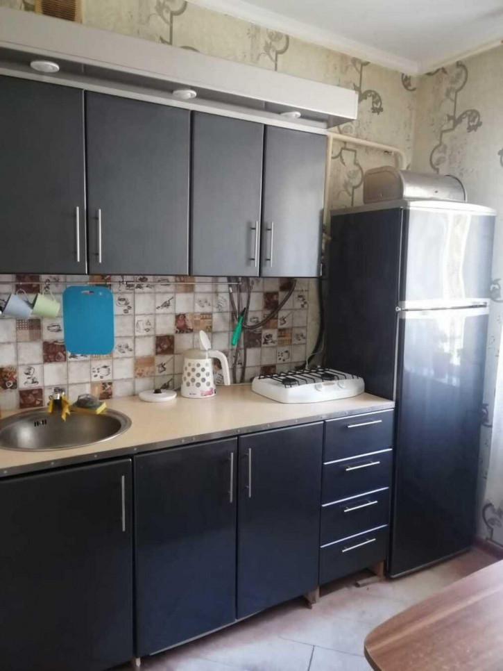 3-комн квартира Строительный переулок, 3