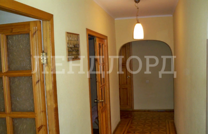 5-комн квартира улица Ерёменко, 66/6