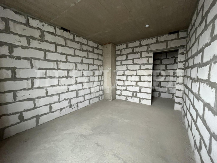 3-комн квартира улица Луначарского, 177Бк2