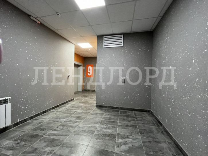 3-комн квартира улица Луначарского, 177Бк2