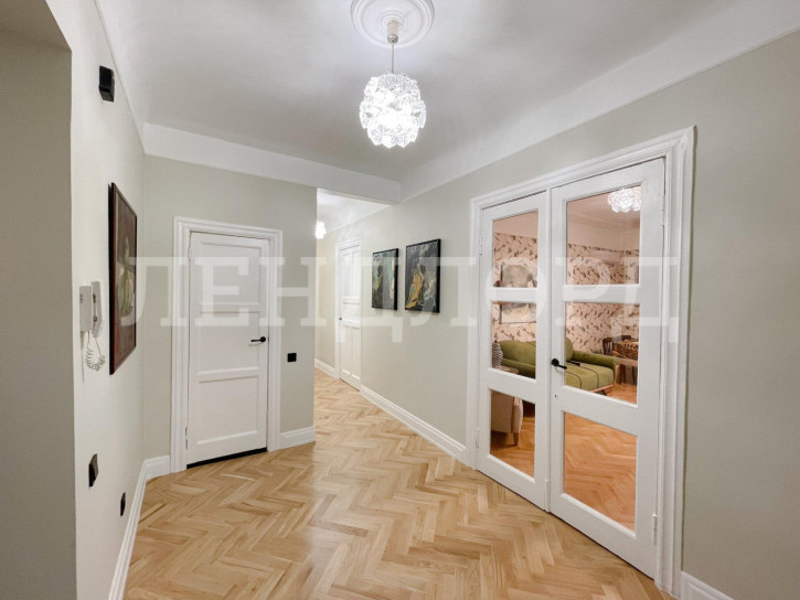 3-комн квартира переулок Островского, 96/6