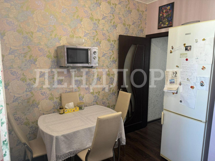 2-комн квартира улица Жданова, 9